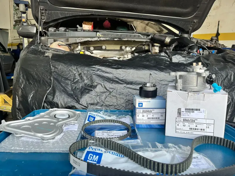 Kit de correia dentada em serviço na AutoLub